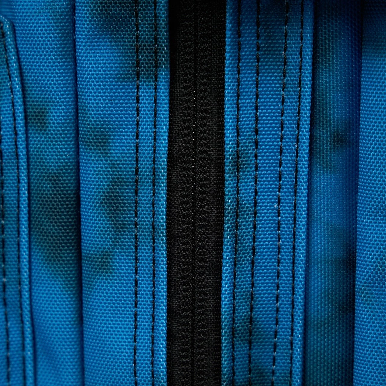 25L Backpack Toxic Blue 19 25L Backpack Toxic Blue - Image 17