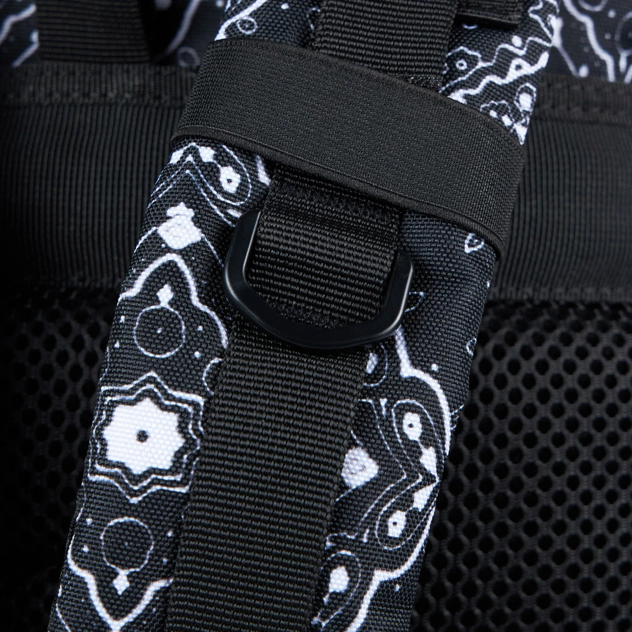 25L Backpack Black Bandana 19 25L Backpack Black Bandana - Image 17