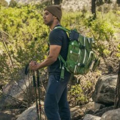 35L Backpack Moss Green -Bags Store image aa34e8e6 8a01 4492 9959 dd934f1c4709